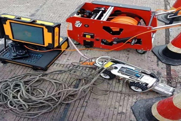 顺城CCTV管道检测机器人