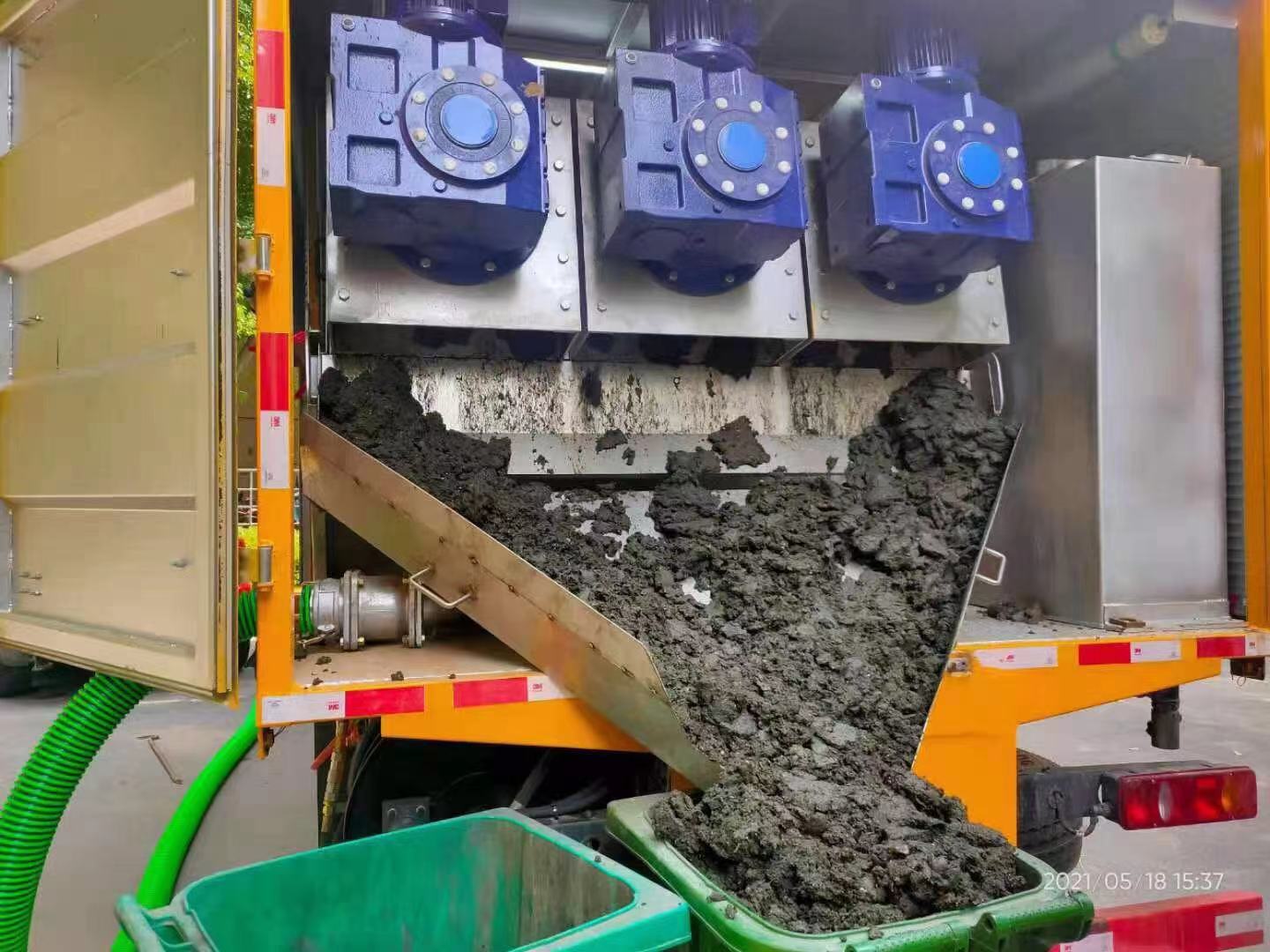 顺城化粪池清掏城市维护站-泥浆净化干湿分离处理